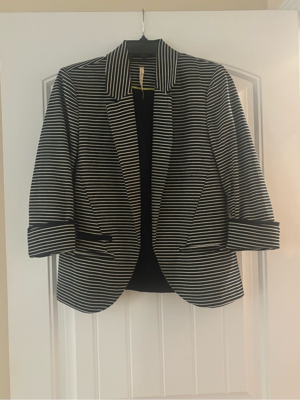 Willow & Clay Black and White Striped Women's Blazer